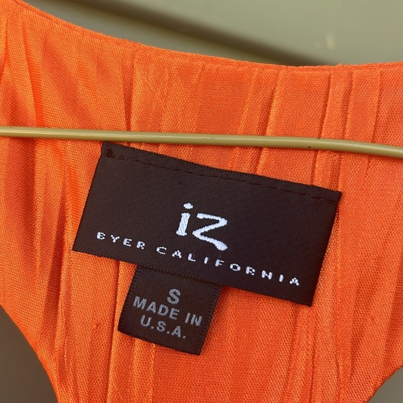 Gorgeous iz Byer California Bright orange dressy tank - Picture 2 of 12